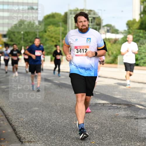 06.09.2026 - CURREX Alsterlauf Dr. Thomas Lammeyer http://msf.ph/oto/10136290 06.09.2026 10:01:18 Laufen 3412, 30, 2512 meine-sportfotos.de