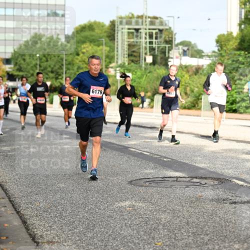 06.09.2026 - CURREX Alsterlauf Dr. Thomas Lammeyer http://msf.ph/oto/10136307 06.09.2026 10:01:19 Laufen 4400, 6179, 3853, 1239 meine-sportfotos.de