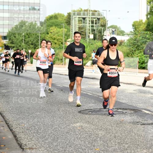 06.09.2026 - CURREX Alsterlauf Dr. Thomas Lammeyer http://msf.ph/oto/10136348 06.09.2026 10:01:23 Laufen 4408, 6392, 95, 4994, 3336 meine-sportfotos.de