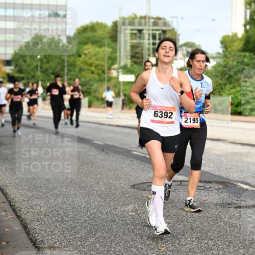 06.09.2026 - CURREX Alsterlauf Dr. Thomas Lammeyer http://msf.ph/oto/10136384 06.09.2026 10:01:26 Laufen 6392, 2195 meine-sportfotos.de