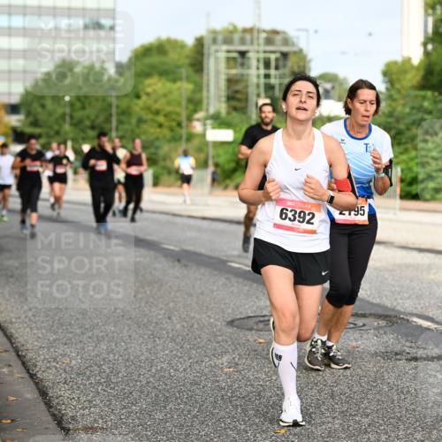 06.09.2026 - CURREX Alsterlauf Dr. Thomas Lammeyer http://msf.ph/oto/10136385 06.09.2026 10:01:26 Laufen 6392, 95 meine-sportfotos.de