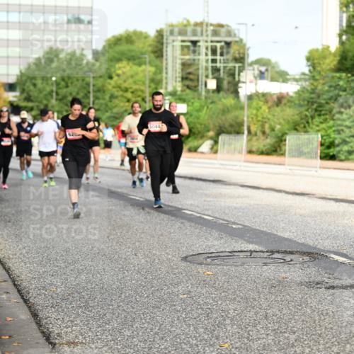 06.09.2026 - CURREX Alsterlauf Dr. Thomas Lammeyer http://msf.ph/oto/10136413 06.09.2026 10:01:29 Laufen 5044, 62, 6039 meine-sportfotos.de