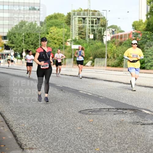 06.09.2026 - CURREX Alsterlauf Dr. Thomas Lammeyer http://msf.ph/oto/10136519 06.09.2026 10:01:39 Laufen 4430, 6110 meine-sportfotos.de