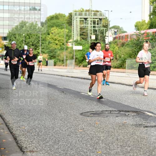 06.09.2026 - CURREX Alsterlauf Dr. Thomas Lammeyer http://msf.ph/oto/10136582 06.09.2026 10:01:44 Laufen 4151, 5135, 2625, 3737, 2476 meine-sportfotos.de