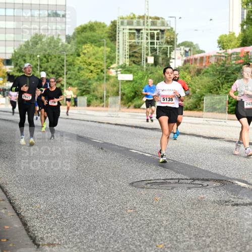 06.09.2026 - CURREX Alsterlauf Dr. Thomas Lammeyer http://msf.ph/oto/10136585 06.09.2026 10:01:44 Laufen 3457, 2625, 5135, 2476, 373 meine-sportfotos.de
