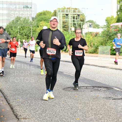 06.09.2026 - CURREX Alsterlauf Dr. Thomas Lammeyer http://msf.ph/oto/10136633 06.09.2026 10:01:48 Laufen 2310, 2625, 3737 meine-sportfotos.de