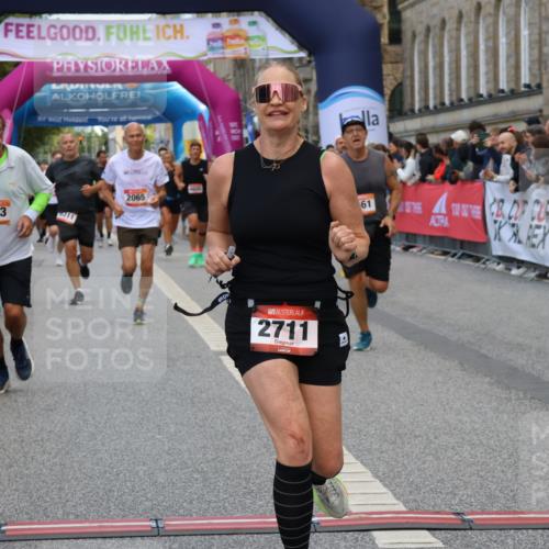 06.09.2026 - CURREX Alsterlauf Strokosch-Dieckow http://msf.ph/oto/10136699 06.09.2026 09:58:52 Ziel 2017, 2065, 2244, 2711, 3078, 3313, 3691, 4080, 4081, 4299, 5557, 5661, 5764, 5810, 5964, 6111, 6311 meine-sportfotos.de