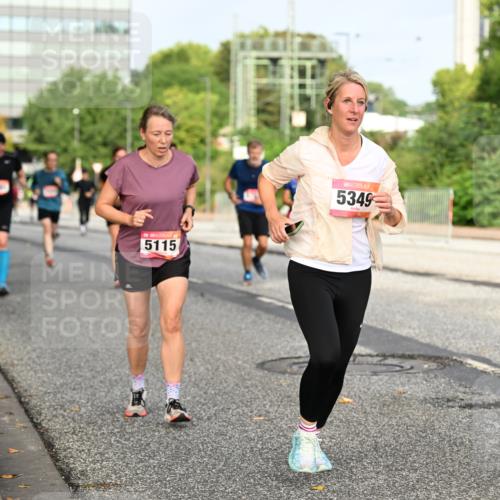 06.09.2026 - CURREX Alsterlauf Dr. Thomas Lammeyer http://msf.ph/oto/10136782 06.09.2026 10:02:01 Laufen 5115, 5349 meine-sportfotos.de