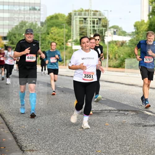 06.09.2026 - CURREX Alsterlauf Dr. Thomas Lammeyer http://msf.ph/oto/10136816 06.09.2026 10:02:04 Laufen 4481, 3314, 5781, 3551 meine-sportfotos.de