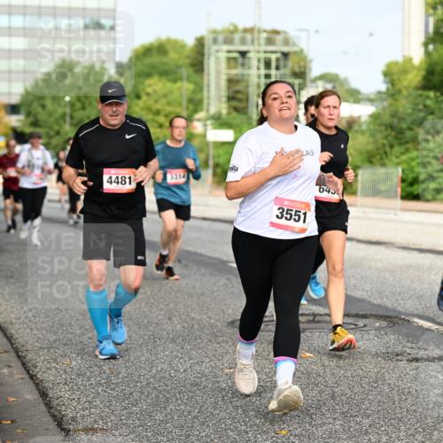 06.09.2026 - CURREX Alsterlauf Dr. Thomas Lammeyer http://msf.ph/oto/10136821 06.09.2026 10:02:05 Laufen 4481, 3314, 3551, 645, 5781 meine-sportfotos.de