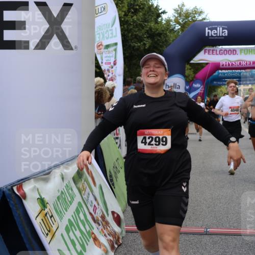 06.09.2026 - CURREX Alsterlauf Strokosch-Dieckow http://msf.ph/oto/10136871 06.09.2026 09:58:57 Ziel 2060, 2065, 2649, 2711, 2981, 3049, 3203, 3313, 3323, 3765, 4048, 4080, 4081, 4299, 4605, 4779, 5099, 5100, 5557, 5661, 6064, 6065, 6311, 8051, 8265 meine-sportfotos.de