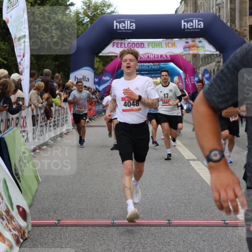 06.09.2026 - CURREX Alsterlauf Strokosch-Dieckow http://msf.ph/oto/10136877 06.09.2026 09:58:58 Ziel 2060, 2065, 2649, 2711, 2981, 3049, 3203, 3313, 3323, 3517, 3552, 3765, 4048, 4080, 4081, 4299, 4605, 4779, 5099, 5100, 5661, 6064, 6065, 6311, 8051, 8206, 8265, 8320 meine-sportfotos.de
