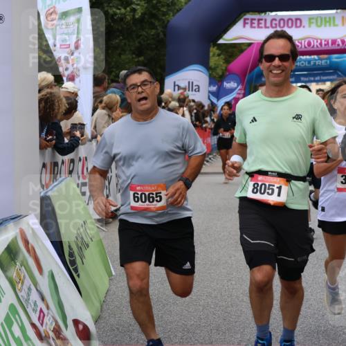 06.09.2026 - CURREX Alsterlauf Strokosch-Dieckow http://msf.ph/oto/10136944 06.09.2026 09:59:01 Ziel 2060, 2065, 2649, 2981, 3049, 3203, 3323, 3499, 3517, 3546, 3552, 3765, 4048, 4080, 4081, 4293, 4299, 4605, 4779, 4814, 4953, 5099, 5100, 5661, 6064, 6065, 6082, 6311, 8051, 8206, 8265, 8320 meine-sportfotos.de
