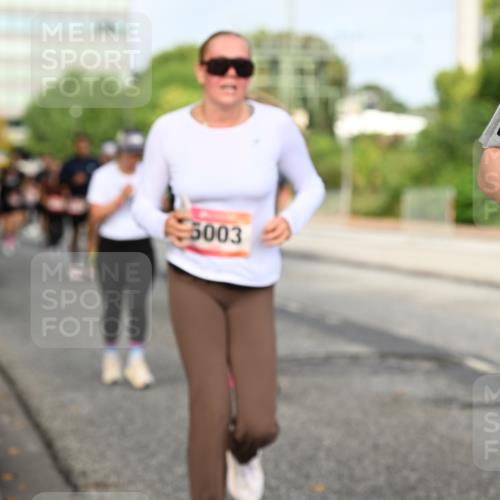 06.09.2026 - CURREX Alsterlauf Dr. Thomas Lammeyer http://msf.ph/oto/10136992 06.09.2026 10:02:20 Laufen 5003 meine-sportfotos.de