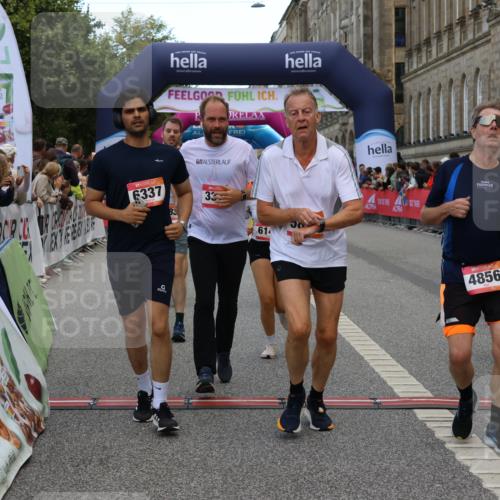 06.09.2026 - CURREX Alsterlauf Strokosch-Dieckow http://msf.ph/oto/10137003 06.09.2026 09:59:12 Ziel 2068, 2220, 2618, 2627, 2913, 3375, 3425, 3499, 3825, 3871, 3892, 4293, 4531, 4814, 4856, 4953, 4990, 5249, 5283, 5459, 5599, 5801, 5891, 6082, 6083, 6144, 6337 meine-sportfotos.de