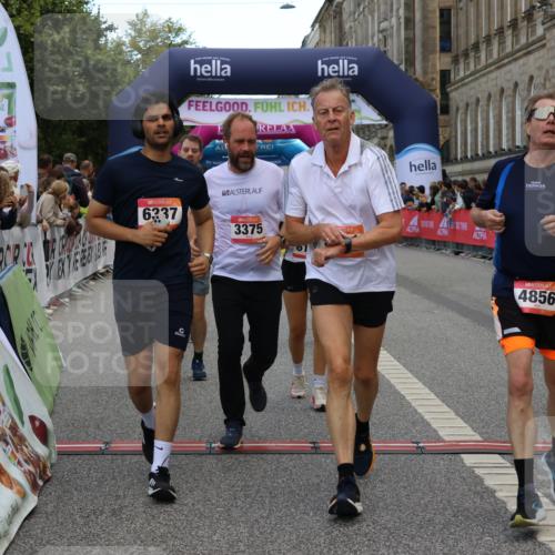 06.09.2026 - CURREX Alsterlauf Strokosch-Dieckow http://msf.ph/oto/10137021 06.09.2026 09:59:12 Ziel 2068, 2220, 2618, 2627, 2913, 3375, 3425, 3499, 3825, 3871, 3892, 4293, 4531, 4814, 4856, 4953, 4990, 5249, 5283, 5459, 5599, 5801, 5891, 6082, 6083, 6144, 6337 meine-sportfotos.de