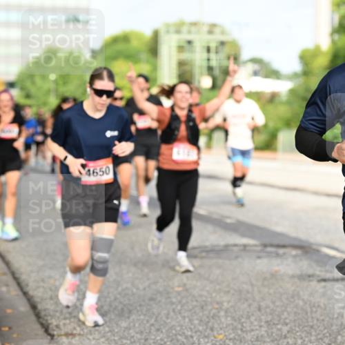 06.09.2026 - CURREX Alsterlauf Dr. Thomas Lammeyer http://msf.ph/oto/10137053 06.09.2026 10:02:26 Laufen 4650, 5556 meine-sportfotos.de