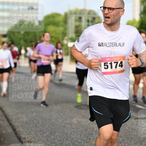 06.09.2026 - CURREX Alsterlauf Dr. Thomas Lammeyer http://msf.ph/oto/10137157 06.09.2026 10:02:36 Laufen 5174 meine-sportfotos.de