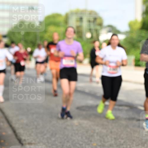 06.09.2026 - CURREX Alsterlauf Dr. Thomas Lammeyer http://msf.ph/oto/10137168 06.09.2026 10:02:37 Laufen  meine-sportfotos.de
