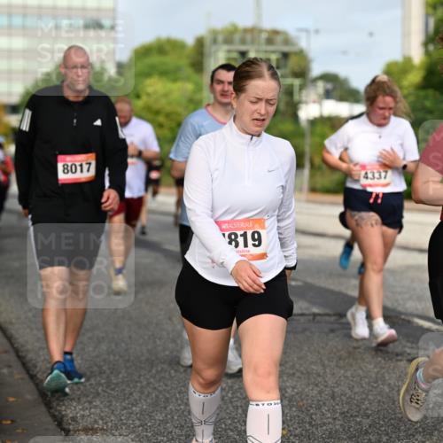 06.09.2026 - CURREX Alsterlauf Dr. Thomas Lammeyer http://msf.ph/oto/10137216 06.09.2026 10:02:41 Laufen 8017, 819, 4337, 71, 627 meine-sportfotos.de