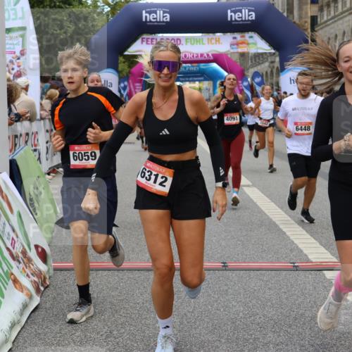06.09.2026 - CURREX Alsterlauf Strokosch-Dieckow http://msf.ph/oto/10137228 06.09.2026 09:59:24 Ziel 2367, 2772, 3535, 3542, 3600, 3657, 3844, 4091, 4139, 4158, 4217, 4478, 4748, 4791, 5160, 5712, 5723, 5735, 6059, 6312, 6443, 6447 meine-sportfotos.de