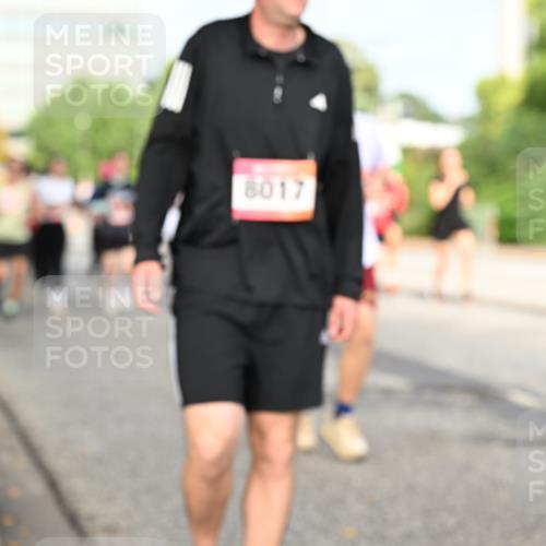 06.09.2026 - CURREX Alsterlauf Dr. Thomas Lammeyer http://msf.ph/oto/10137235 06.09.2026 10:02:43 Laufen 8017 meine-sportfotos.de