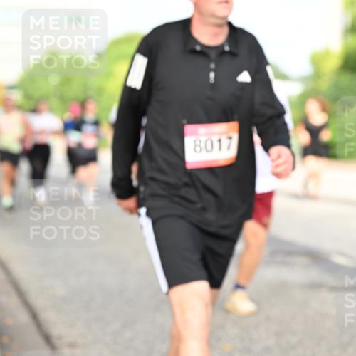 06.09.2026 - CURREX Alsterlauf Dr. Thomas Lammeyer http://msf.ph/oto/10137240 06.09.2026 10:02:44 Laufen 8017 meine-sportfotos.de