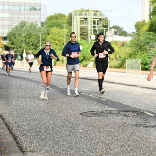 06.09.2026 - CURREX Alsterlauf Dr. Thomas Lammeyer http://msf.ph/oto/10137322 06.09.2026 10:02:52 Laufen 2541, 224, 3130, 3855 meine-sportfotos.de