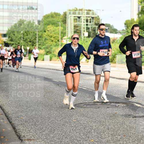 06.09.2026 - CURREX Alsterlauf Dr. Thomas Lammeyer http://msf.ph/oto/10137340 06.09.2026 10:02:54 Laufen 2541, 247, 3130 meine-sportfotos.de