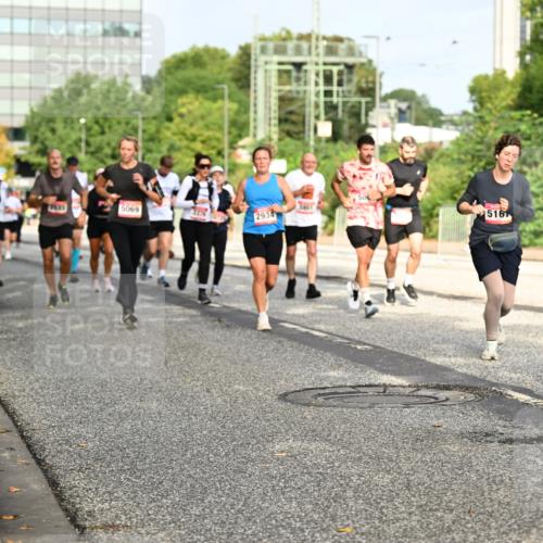 06.09.2026 - CURREX Alsterlauf Dr. Thomas Lammeyer http://msf.ph/oto/10137437 06.09.2026 10:03:04 Laufen 2517, 7533, 5069, 2934, 516, 2963, 103 meine-sportfotos.de