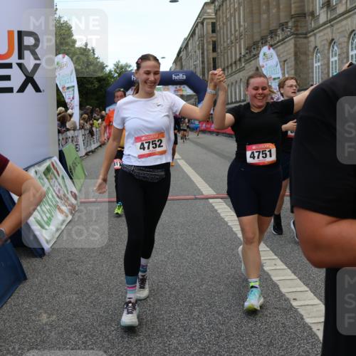 06.09.2026 - CURREX Alsterlauf Strokosch-Dieckow http://msf.ph/oto/10137456 06.09.2026 09:59:38 Ziel 2077, 2227, 2228, 2780, 3129, 3969, 4042, 4291, 4751, 4752, 5154, 5269, 5474, 5638, 6199, 6200, 6213, 8111 meine-sportfotos.de
