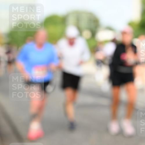 06.09.2026 - CURREX Alsterlauf Dr. Thomas Lammeyer http://msf.ph/oto/10137507 06.09.2026 10:03:11 Laufen  meine-sportfotos.de