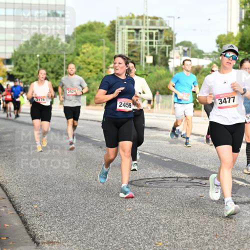 06.09.2026 - CURREX Alsterlauf Dr. Thomas Lammeyer http://msf.ph/oto/10137548 06.09.2026 10:03:16 Laufen 2176, 2524, 2459, 2142, 3477, 5937 meine-sportfotos.de