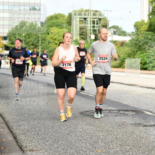 06.09.2026 - CURREX Alsterlauf Dr. Thomas Lammeyer http://msf.ph/oto/10137578 06.09.2026 10:03:19 Laufen 6214, 2176, 5813, 2524 meine-sportfotos.de