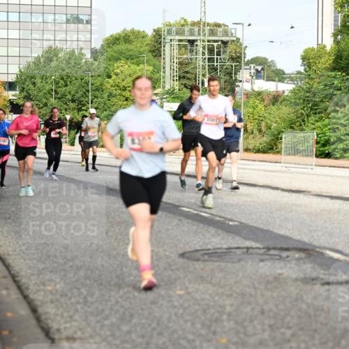 06.09.2026 - CURREX Alsterlauf Dr. Thomas Lammeyer http://msf.ph/oto/10137620 06.09.2026 10:03:23 Laufen 381, 3501 meine-sportfotos.de
