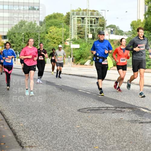 06.09.2026 - CURREX Alsterlauf Dr. Thomas Lammeyer http://msf.ph/oto/10137643 06.09.2026 10:03:26 Laufen 490, 2355, 5261, 4515, 5091, 502, 3500 meine-sportfotos.de