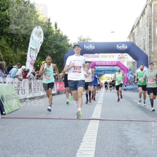 06.09.2026 - CURREX Alsterlauf Yannick Fuchs http://msf.ph/oto/10137652 06.09.2026 09:45:26 Ziel 2101, 2111, 2170, 2406, 2498, 3146, 3211, 3593, 3615, 4586, 4891, 5216, 5254, 5699, 5805, 5887, 5926, 5988, 6476, 8341 meine-sportfotos.de