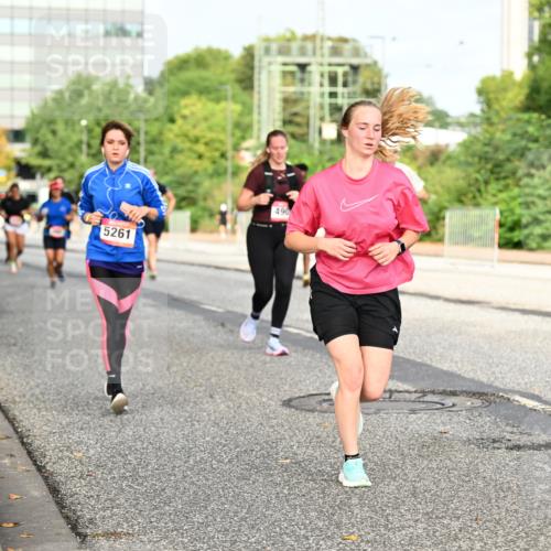 06.09.2026 - CURREX Alsterlauf Dr. Thomas Lammeyer http://msf.ph/oto/10137668 06.09.2026 10:03:28 Laufen 5261, 490 meine-sportfotos.de