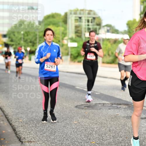 06.09.2026 - CURREX Alsterlauf Dr. Thomas Lammeyer http://msf.ph/oto/10137679 06.09.2026 10:03:29 Laufen 5261 meine-sportfotos.de