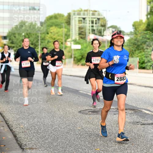 06.09.2026 - CURREX Alsterlauf Dr. Thomas Lammeyer http://msf.ph/oto/10137728 06.09.2026 10:03:35 Laufen 6368, 2430, 6285, 427, 20, 2903, 2883 meine-sportfotos.de