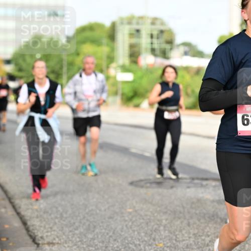 06.09.2026 - CURREX Alsterlauf Dr. Thomas Lammeyer http://msf.ph/oto/10137758 06.09.2026 10:03:38 Laufen 6368 meine-sportfotos.de