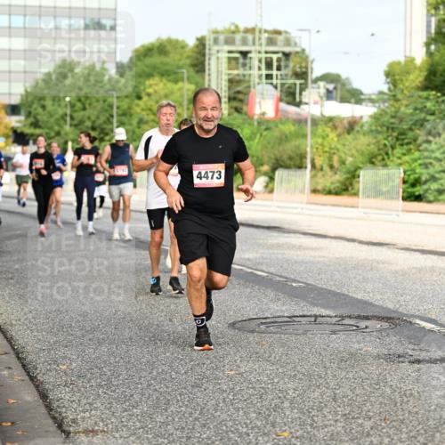 06.09.2026 - CURREX Alsterlauf Dr. Thomas Lammeyer http://msf.ph/oto/10137806 06.09.2026 10:03:45 Laufen 2156, 4473 meine-sportfotos.de