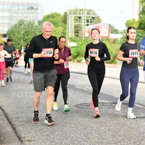 06.09.2026 - CURREX Alsterlauf Dr. Thomas Lammeyer http://msf.ph/oto/10137856 06.09.2026 10:03:51 Laufen 4233, 155, 131, 3916, 3915, 6319 meine-sportfotos.de
