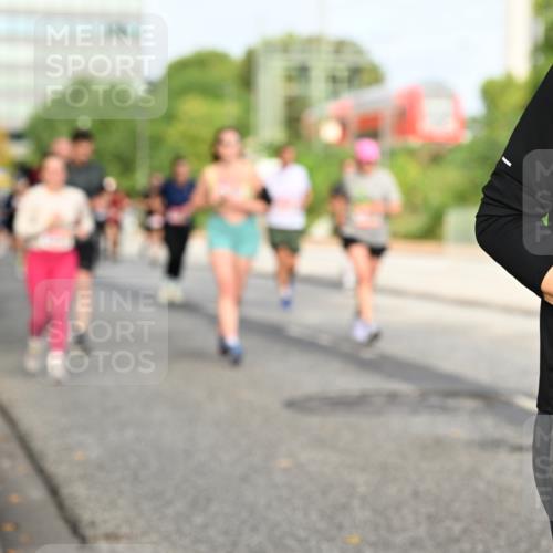 06.09.2026 - CURREX Alsterlauf Dr. Thomas Lammeyer http://msf.ph/oto/10137879 06.09.2026 10:03:54 Laufen 2 meine-sportfotos.de