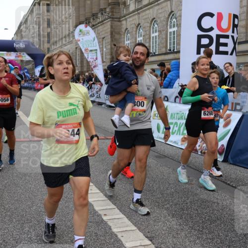 06.09.2026 - CURREX Alsterlauf Strokosch-Dieckow http://msf.ph/oto/10137889 06.09.2026 09:59:50 Ziel 2269, 2660, 2676, 3119, 3120, 3414, 3801, 4042, 4209, 4323, 4324, 4498, 4889, 4916, 5055, 5056, 5154, 5229, 5377, 5497, 5800, 6017, 6148, 6244, 6268, 8082 meine-sportfotos.de