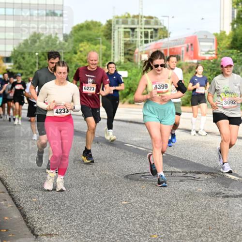 06.09.2026 - CURREX Alsterlauf Dr. Thomas Lammeyer http://msf.ph/oto/10137893 06.09.2026 10:03:55 Laufen 4233, 6223, 4399, 208, 36, 66, 3092 meine-sportfotos.de