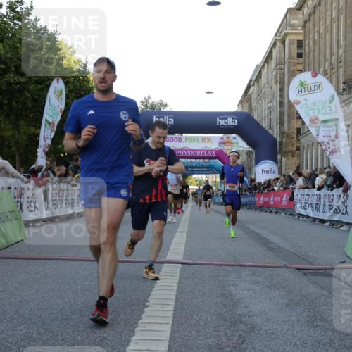 06.09.2026 - CURREX Alsterlauf Yannick Fuchs http://msf.ph/oto/10137956 06.09.2026 09:45:30 Ziel 2101, 2111, 2170, 2406, 2498, 3146, 3211, 3259, 3593, 3615, 4141, 4581, 4586, 4891, 5216, 5699, 5805, 5988, 6450, 8341 meine-sportfotos.de