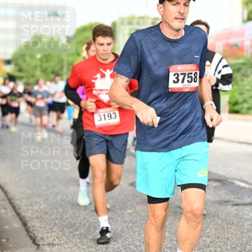 06.09.2026 - CURREX Alsterlauf Dr. Thomas Lammeyer http://msf.ph/oto/10137985 06.09.2026 10:04:04 Laufen 3193, 3758, 37 meine-sportfotos.de