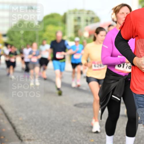 06.09.2026 - CURREX Alsterlauf Dr. Thomas Lammeyer http://msf.ph/oto/10138000 06.09.2026 10:04:06 Laufen 0170, 3193 meine-sportfotos.de