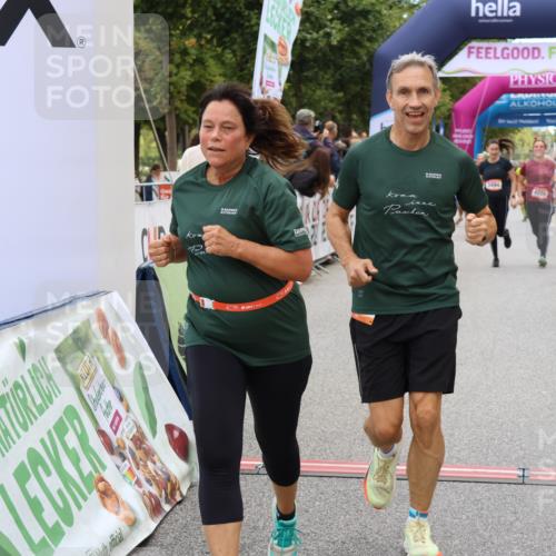 06.09.2026 - CURREX Alsterlauf Strokosch-Dieckow http://msf.ph/oto/10138103 06.09.2026 10:14:08 Ziel 2800, 2866, 2867, 3494, 3992, 3993, 4109, 4253, 4398, 4595, 4596, 4981, 5506, 5715, 6289 meine-sportfotos.de